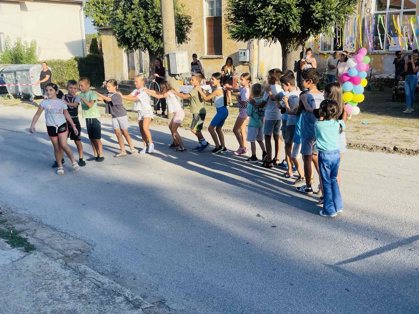 Програма за дейността на Центровете за работа с деца и младежи през летните месеци на 2026г.