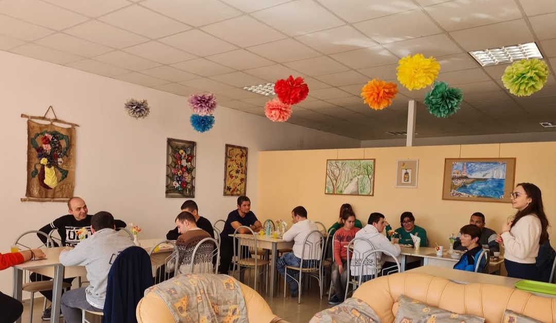 Дневен център за пълнолетни лица с увреждания, ул. "Поп Харитон" № 4