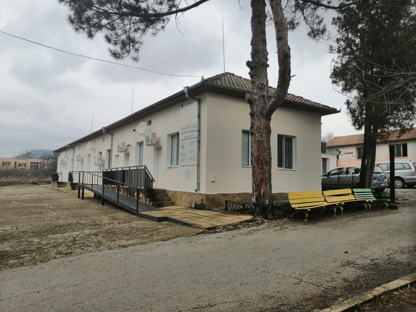 Център за настаняване от семеен тип за пълнолетни лица с умствена изостаналост, с. Церова кория, ул. "Втора" № 26