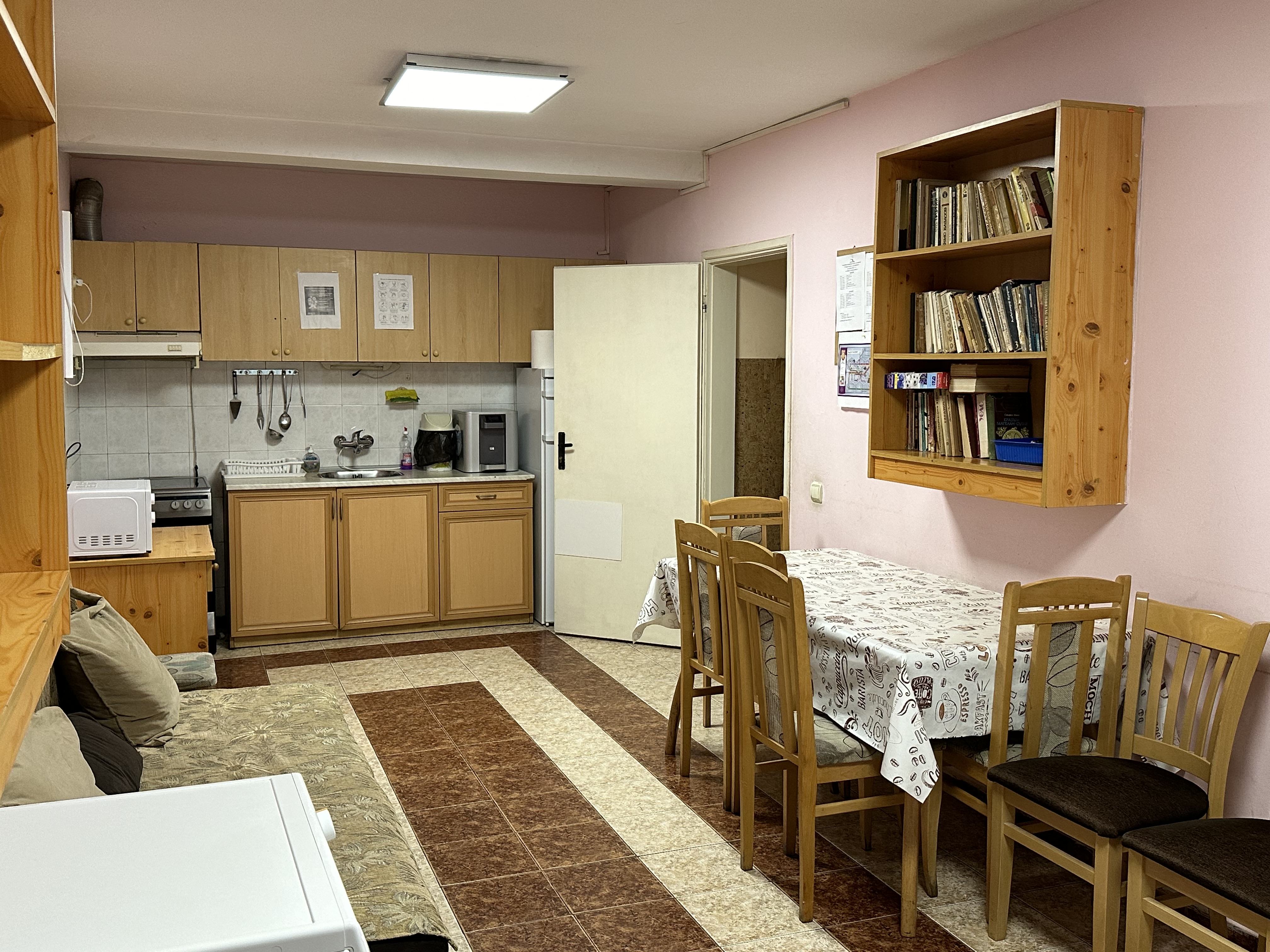 Център за настаняване от семеен тип за деца без увреждания ІІ, ул. „Ильо войвода” № 4